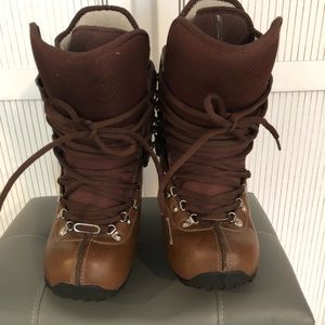 Shepard Forum leather Ski Boots 6M. Preowned- Good